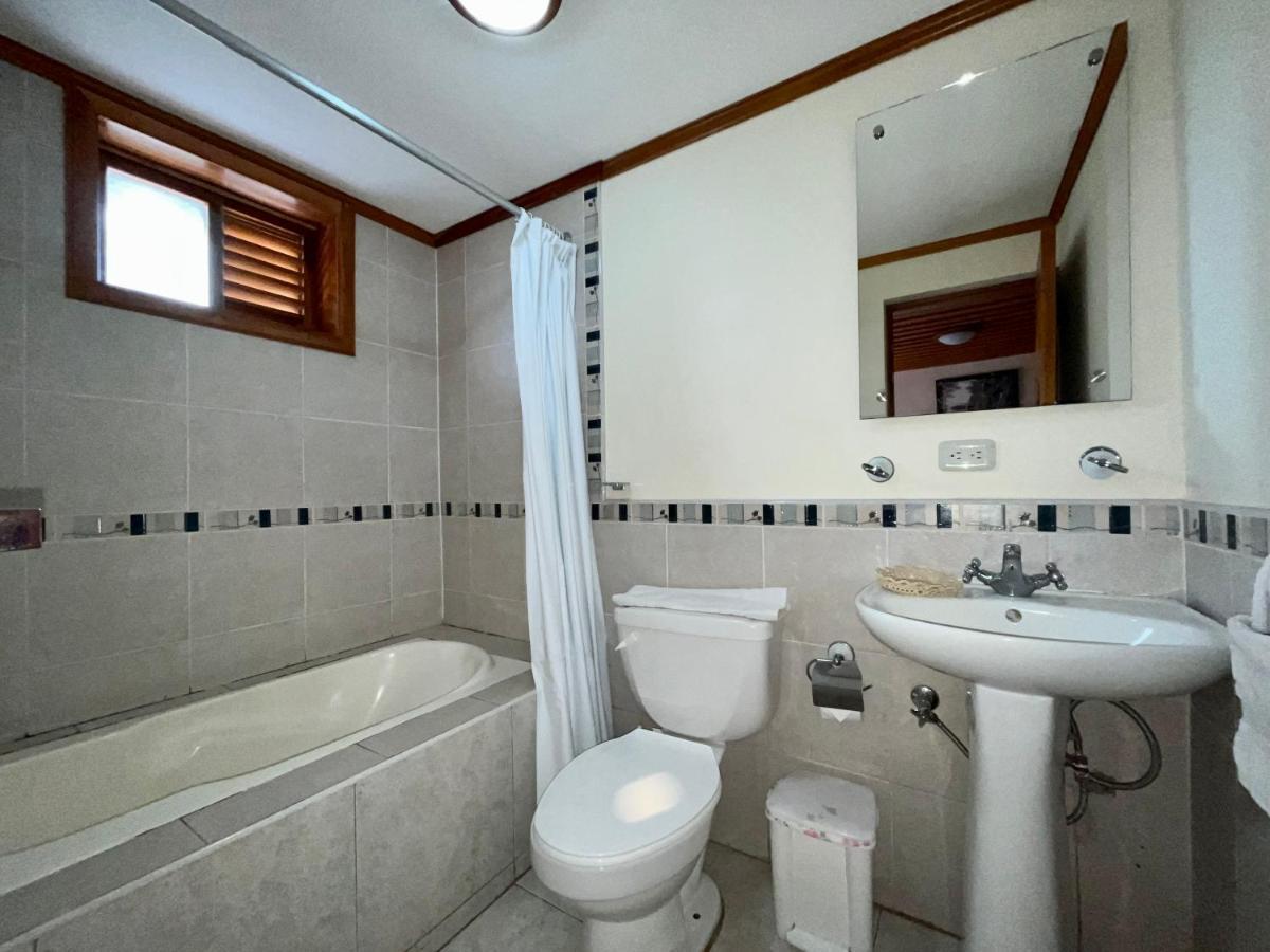 Honorato Vásquez Hosteria La Condesa מראה חיצוני תמונה